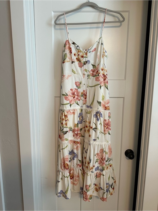 Vici Dresses & Skirts - VICI maxi dress
